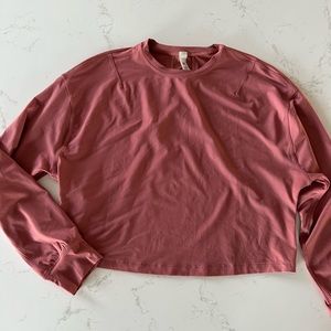 Cropped briar rose lululemon top